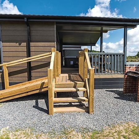 Wigbay Holiday Park Kirkcolm Exterior photo