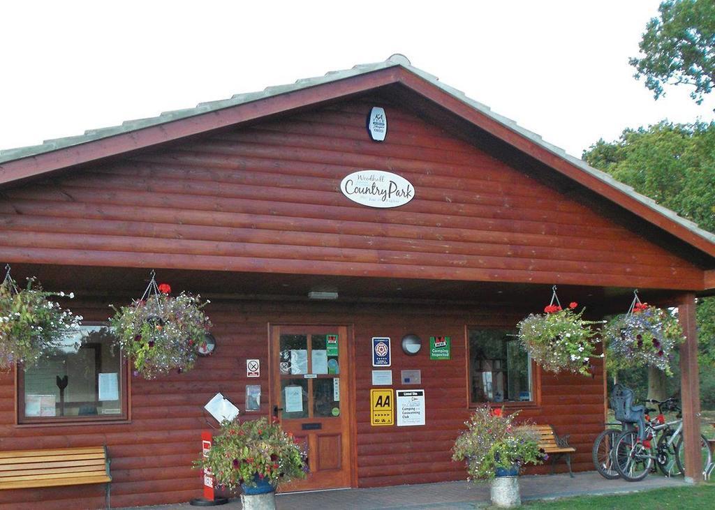 Wigbay Holiday Park Kirkcolm Exterior photo